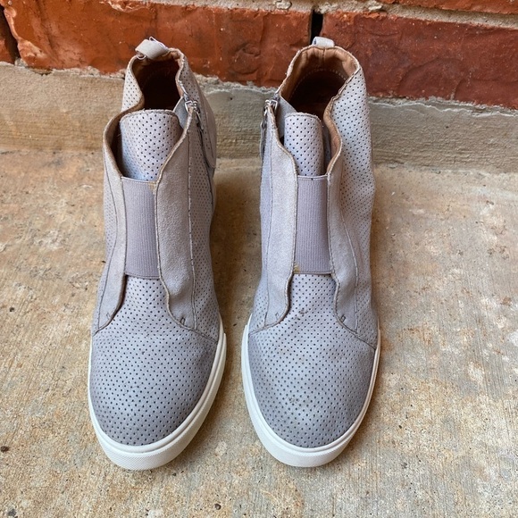 Linea Paolo Womens 9 Gray Ankle Boots Booties Wedge Sneakers - Picture 2 of 10